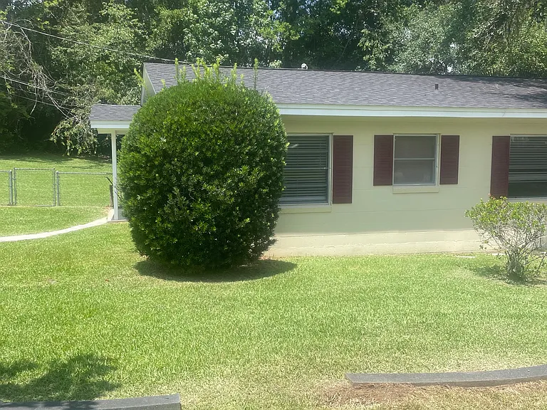 1300 Waterline Dr — Photo 7