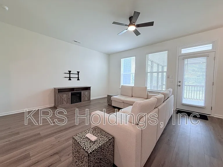 849 Parc Townes Dr — Photo 11