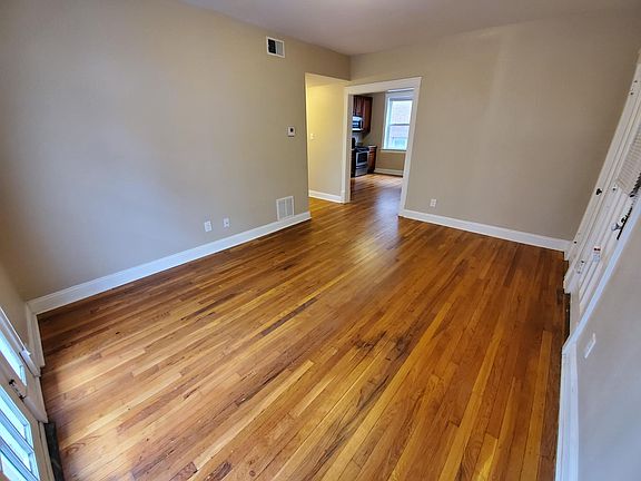 4th image of 2624 S Kingshighway Blvd APT 2S