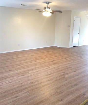 4th image of 13828 Lothian Dr
