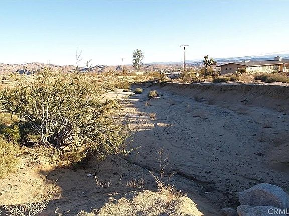 2nd image of 7275 Saddleback Rd