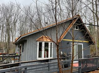 13 Pinkham Dr, Lincolnville, ME 04849