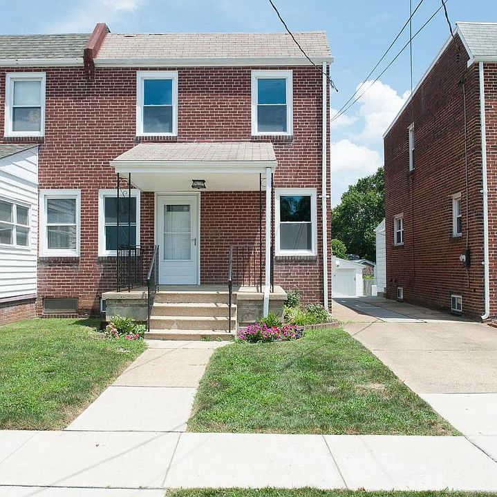 1st image of 8 Central Ave