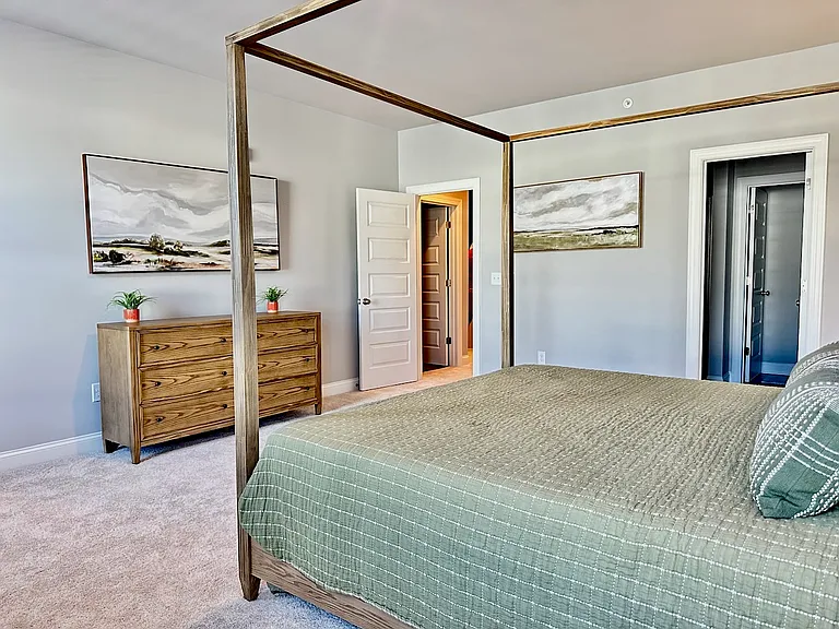 1253 S Blount St #201 — Photo 12
