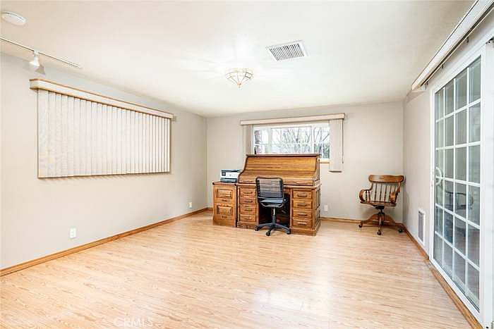 1st image of 16372 Hollywood Ln #1