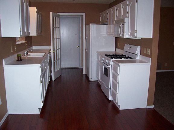 2nd image of 12207 E 81st Pl N