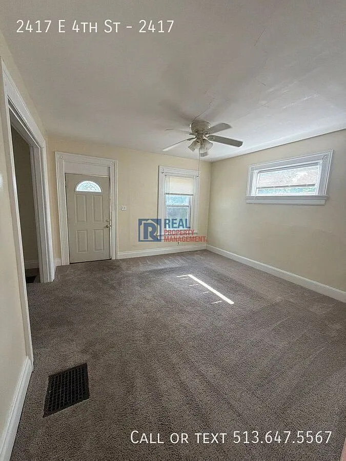 Spacious 2 BR 1 BA Home — Photo 3
