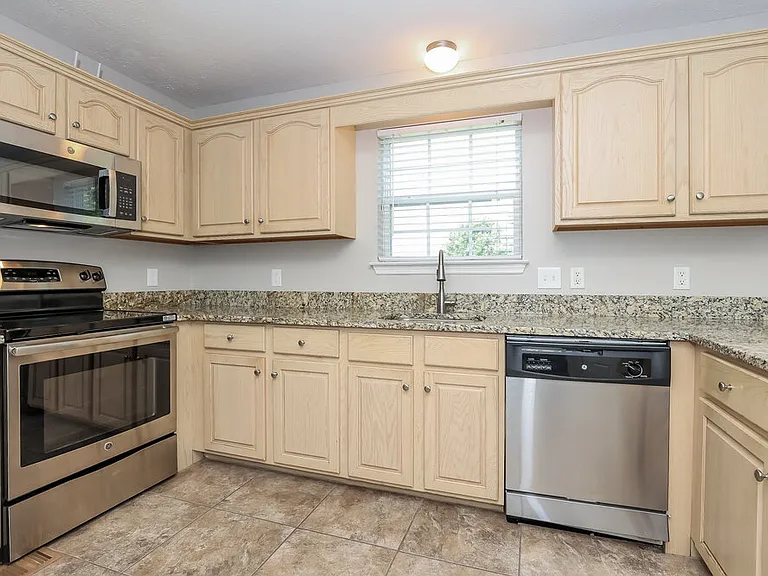 6988 Calderwood Dr — Photo 9