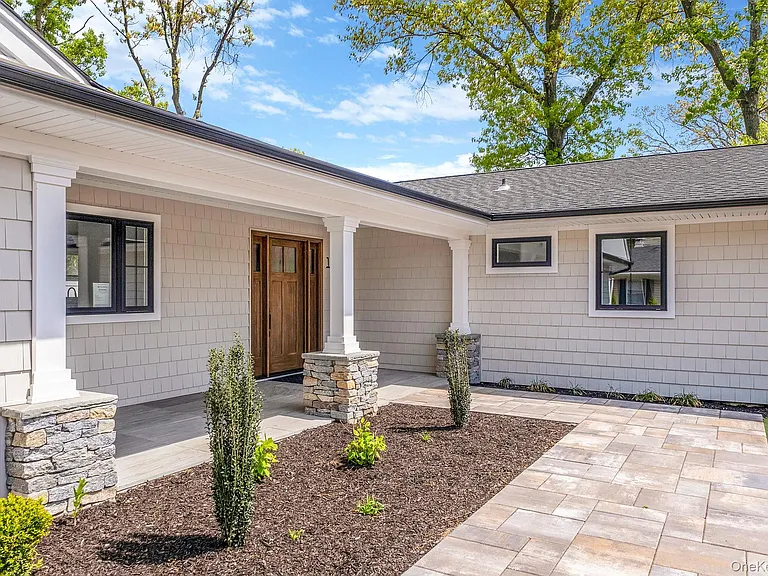 1335 Stony Brook Rd — Photo 4