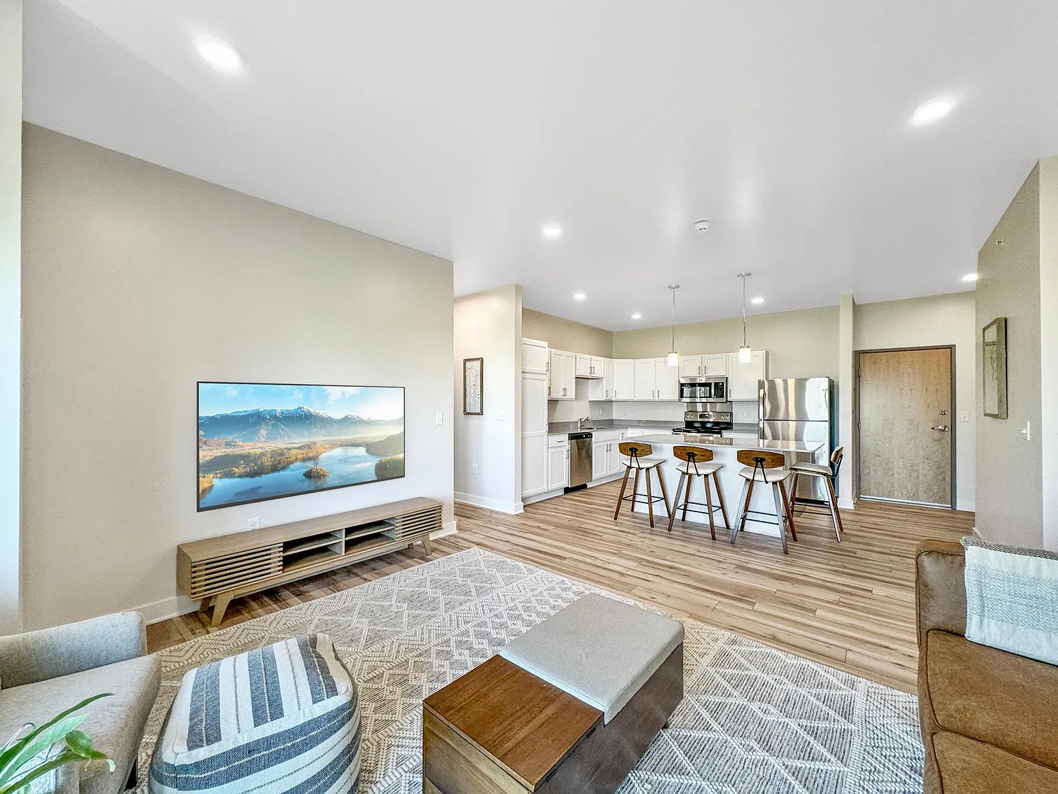 Stratford Pointe — Photo 3