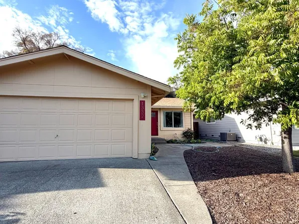 1332 Garmont Court, Rohnert Park, CA 94928