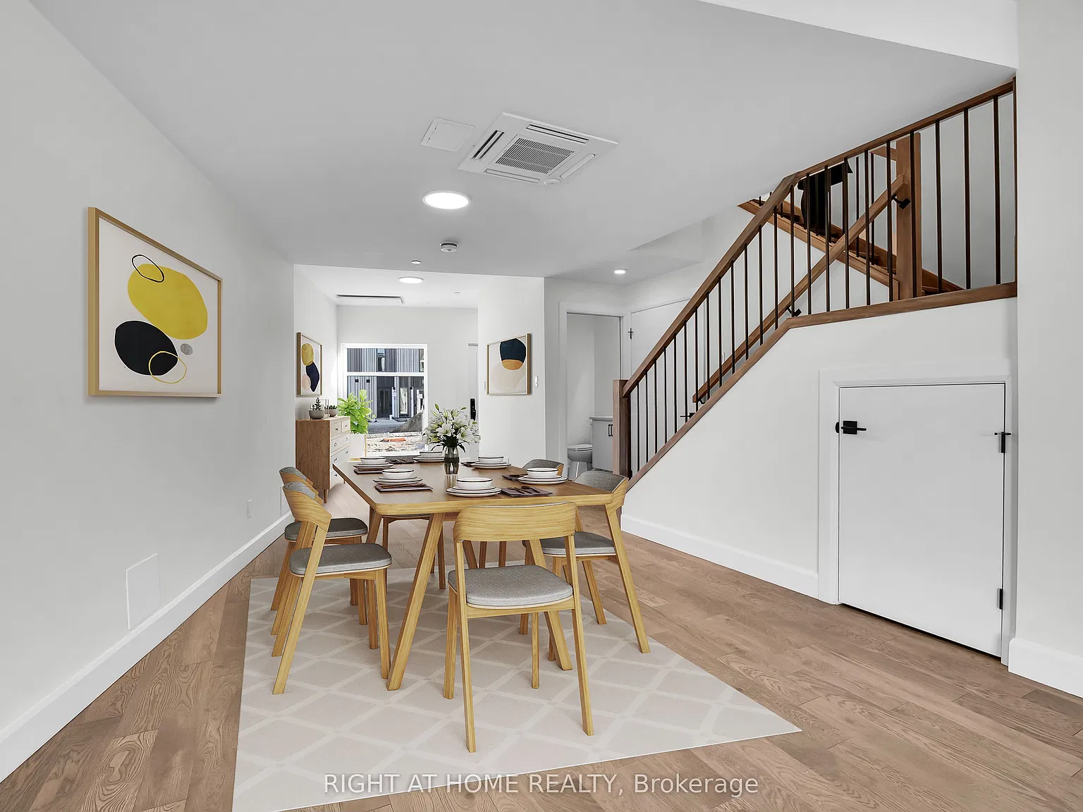 2 bed, $2,450 — Photo 4