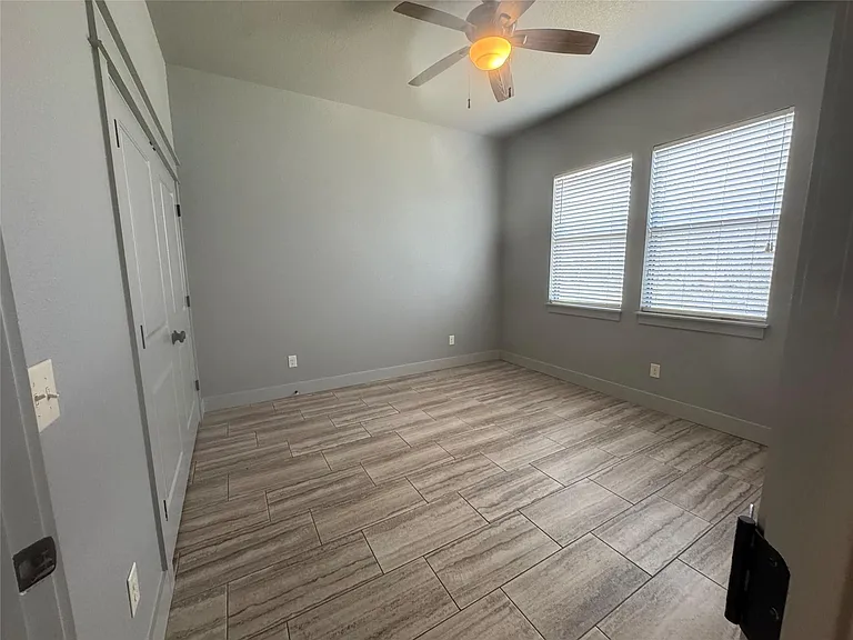 290 Hugo Rd #B — Photo 16