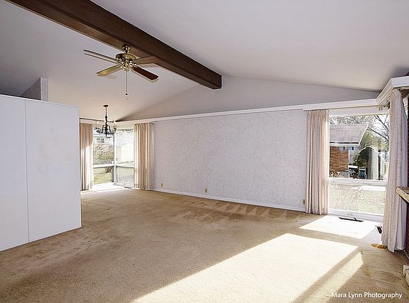 3rd image of 320 S Westlawn Ave