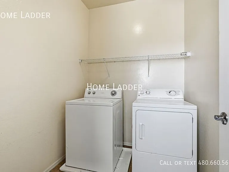 4172 E Santa Fe Ln — Photo 30