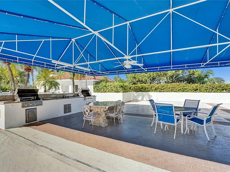 3600 Yacht Club Dr #904 — Photo 65