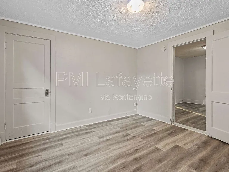 131 S 28th St — Photo 13
