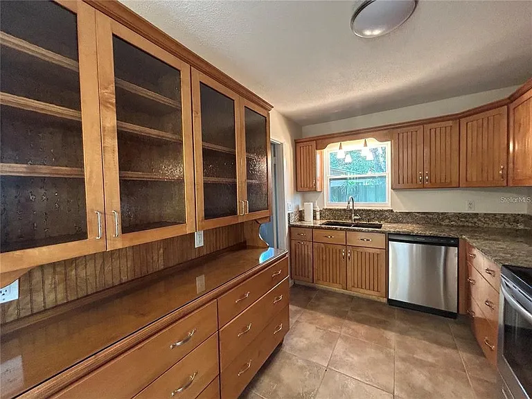 3646 Radnor Pl — Photo 12