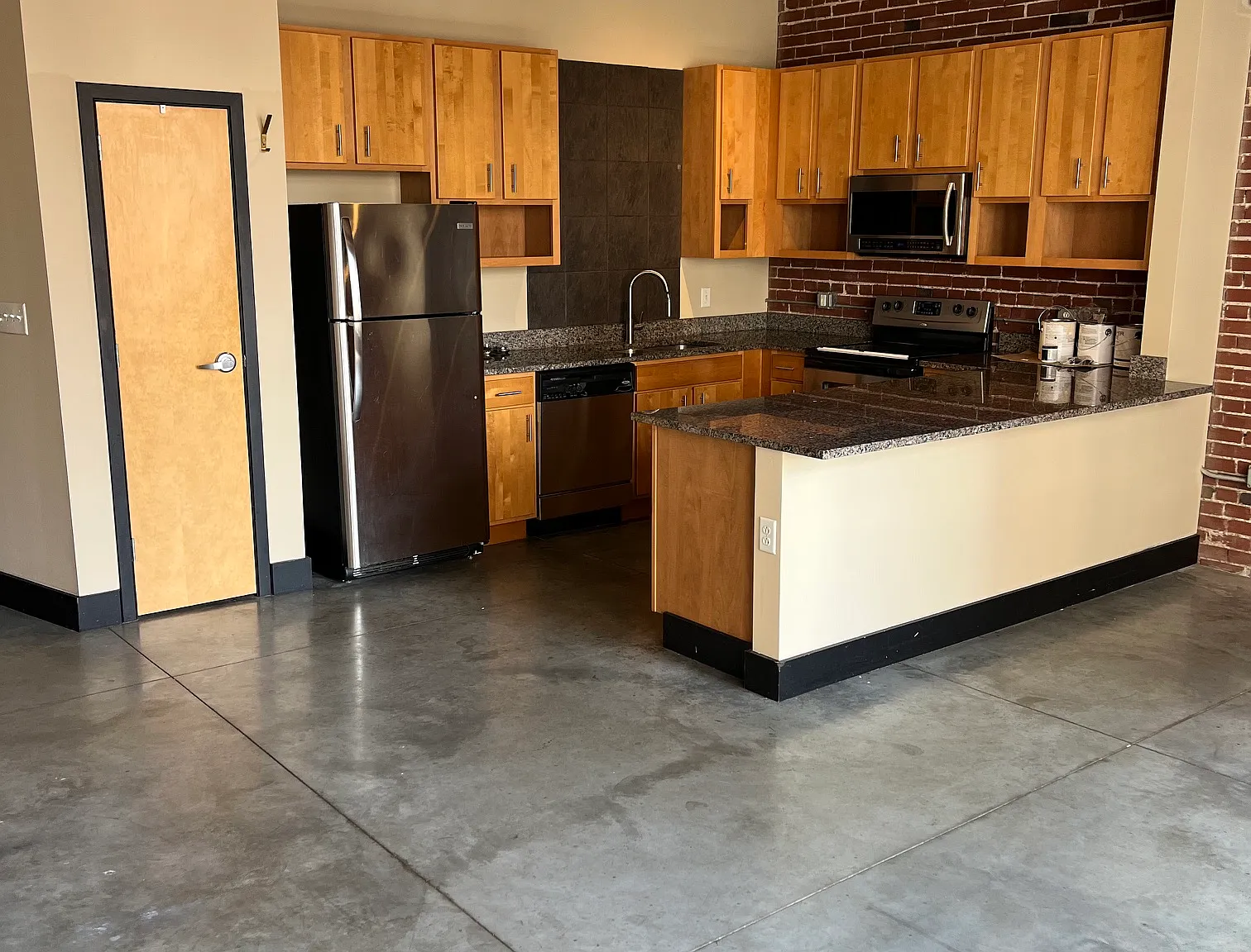2 bed, 1150 sqft, $1,245 — Photo 2