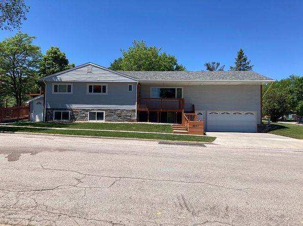 2501 Prairie Ave