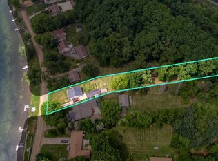 11451 Hall Rd, Whitmore Lake, MI 48189