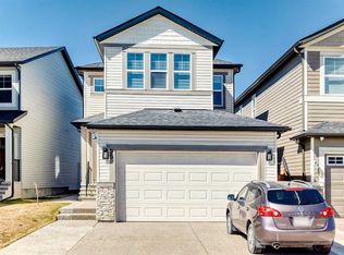 95 E Cornerbrook Cmn NE, Calgary, AB T3N1L9