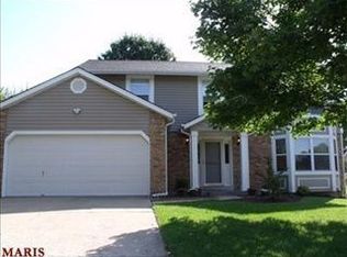 1284 Robertridge Dr, Saint Charles, MO 63304