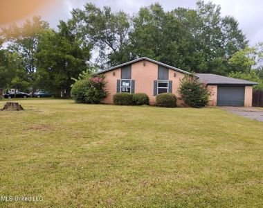 2104 Victoria Dr, Gautier, MS, 39553