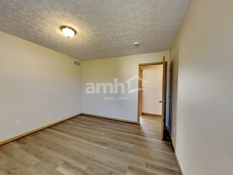 8510 Reynoldswood Dr — Photo 19