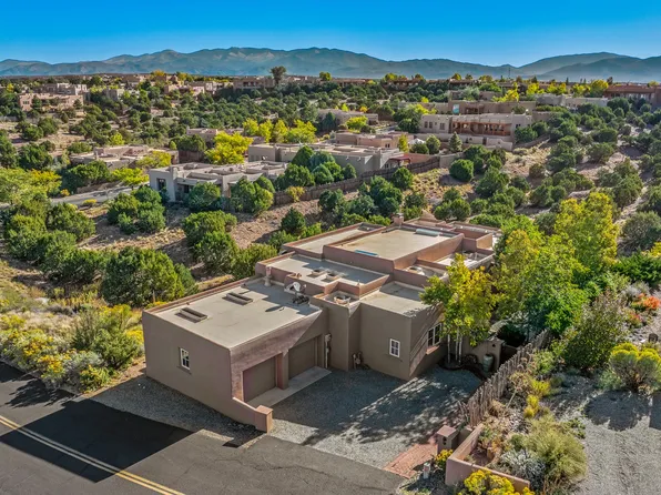 9 Calle Loma, Santa Fe, NM 87507