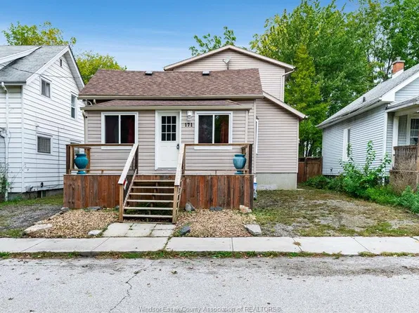 171 Edgar St, Chatham Kent, ON N7M 1V6