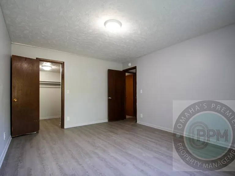Benson Garden Apartments — Photo 13
