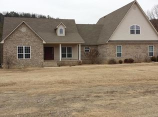 56 Walnut Valley Ln, Dover, AR 72837