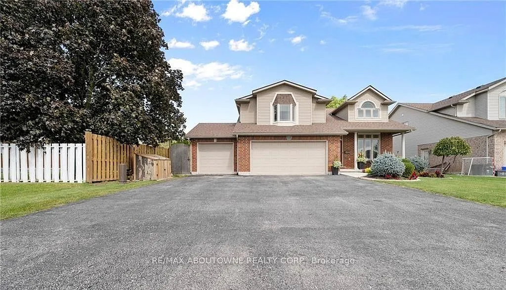 3 bed, $2,800 — Photo 1