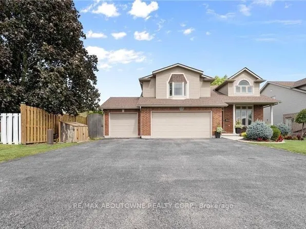 4015 Weinbrenner Rd, Niagara Falls, ON L2G 7X9