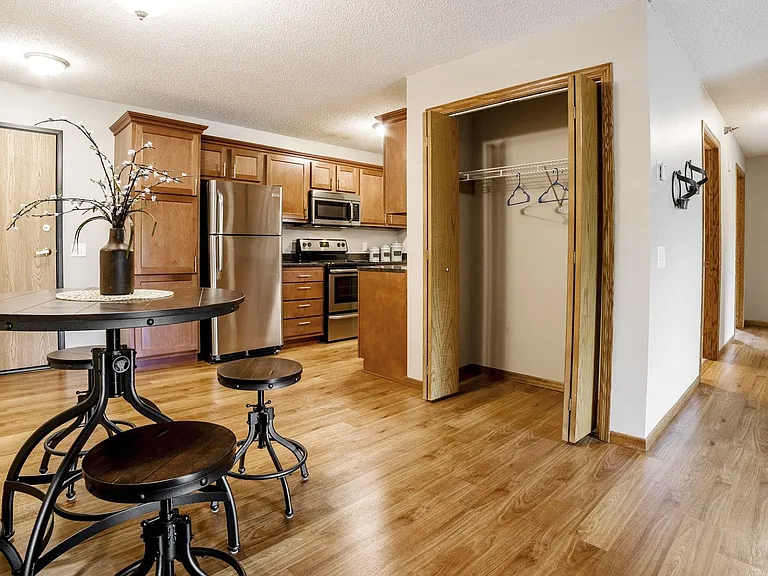 Legacy Pointe Apartments — Photo 29