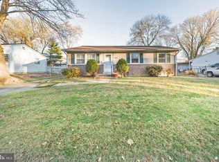 13725 Greenbriar Dr, Woodbridge, VA 22193