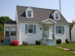 1052 Fairview Rd, Hagerstown, MD 21742