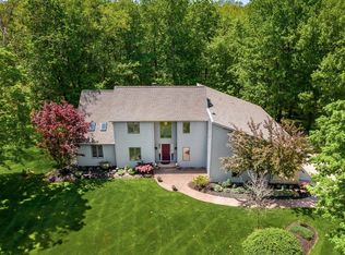 1337 Ridge Rd NE, Lancaster, OH 43130