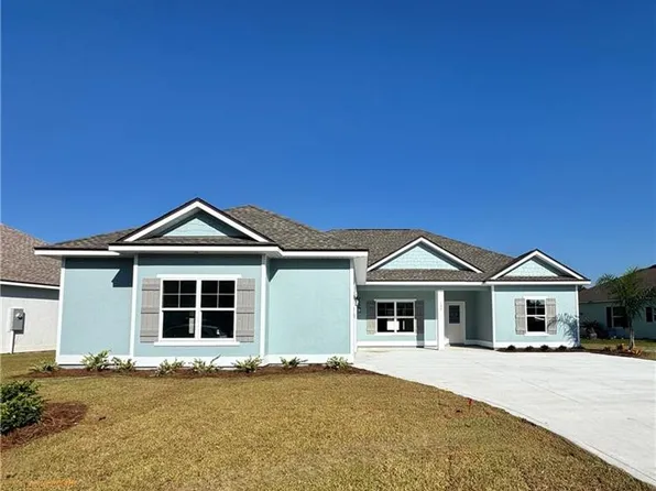103 Walnut Way, Kingsland, GA 31548