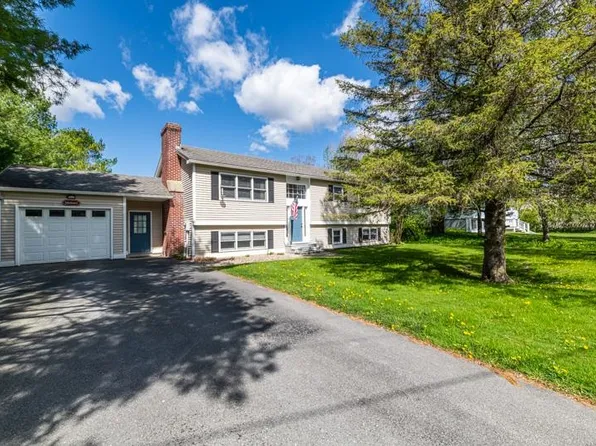 67 Valley Pass, Manchester, VT 05255