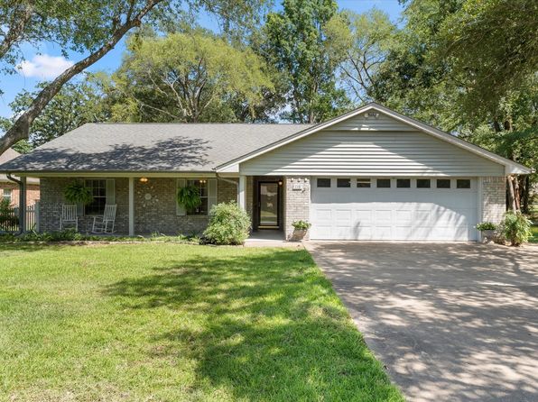 116 Meadowood Rd