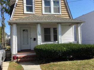 159 N Ocean Ave, Patchogue, NY 11772