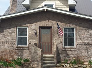 1581 Old School Pl, Greenleaf, WI 54126