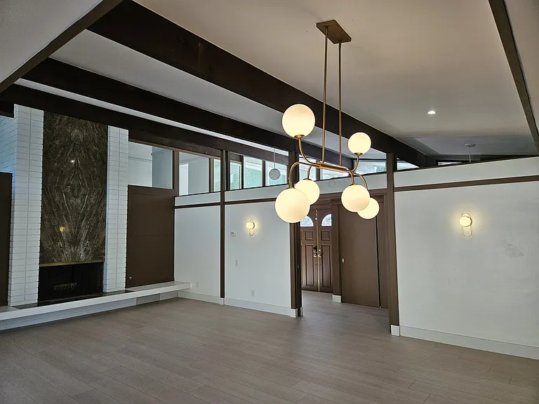 3657 Broadmoor Blvd — Photo 10