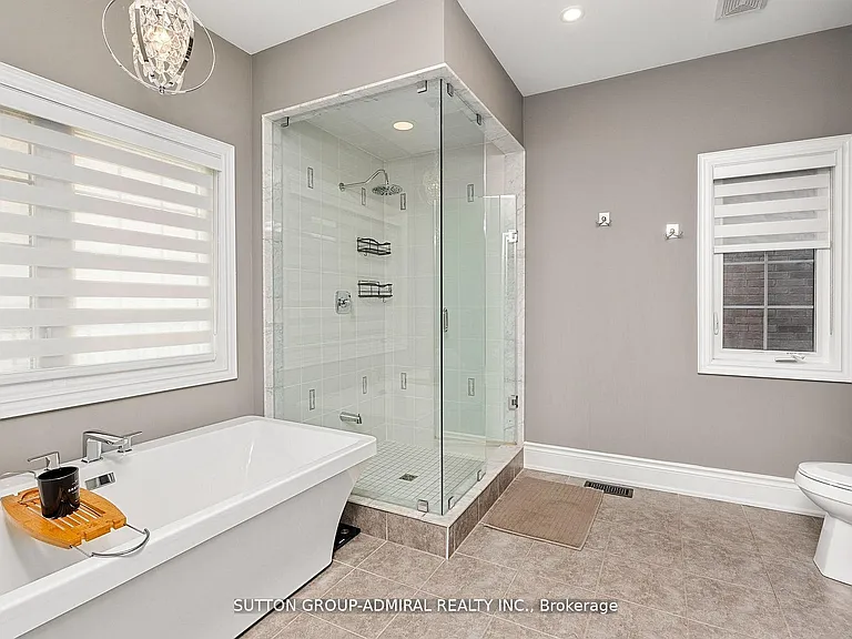 36 Hurst Ave — Photo 23