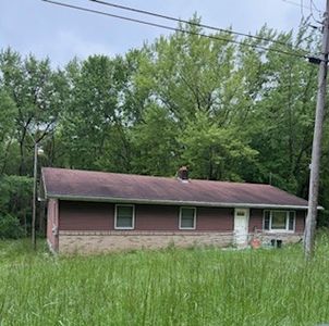 1855 Stoughton Rd, Slippery Rock, PA, 16057