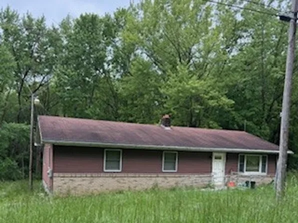 1855 Stoughton Rd, Slippery Rock, PA 16057