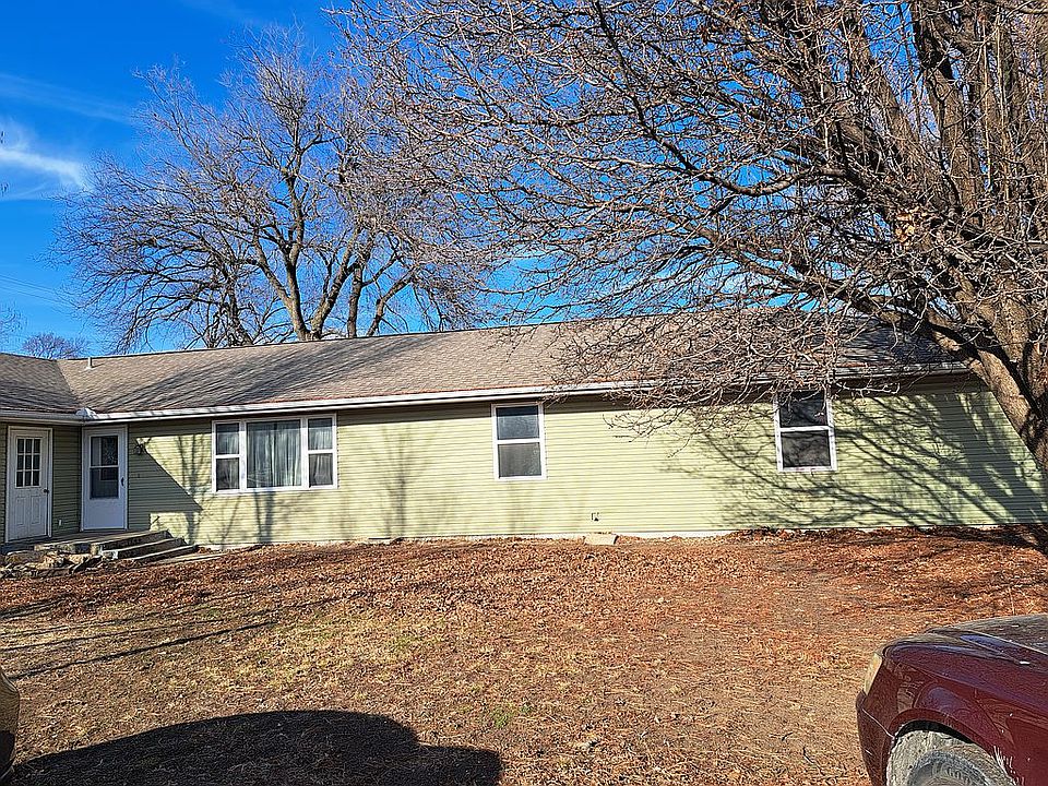 1st image of 511 N Santa Fe Ave
