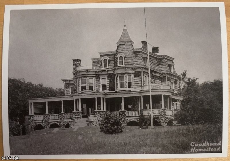 46th image of 50 Drakestown Rd